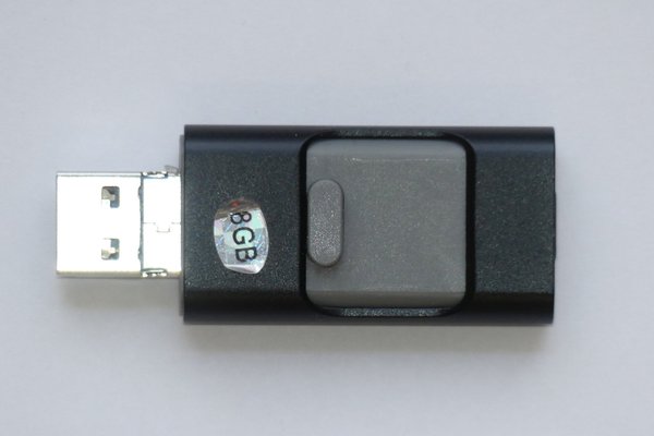 USB-Stick Lasieren von Figuren